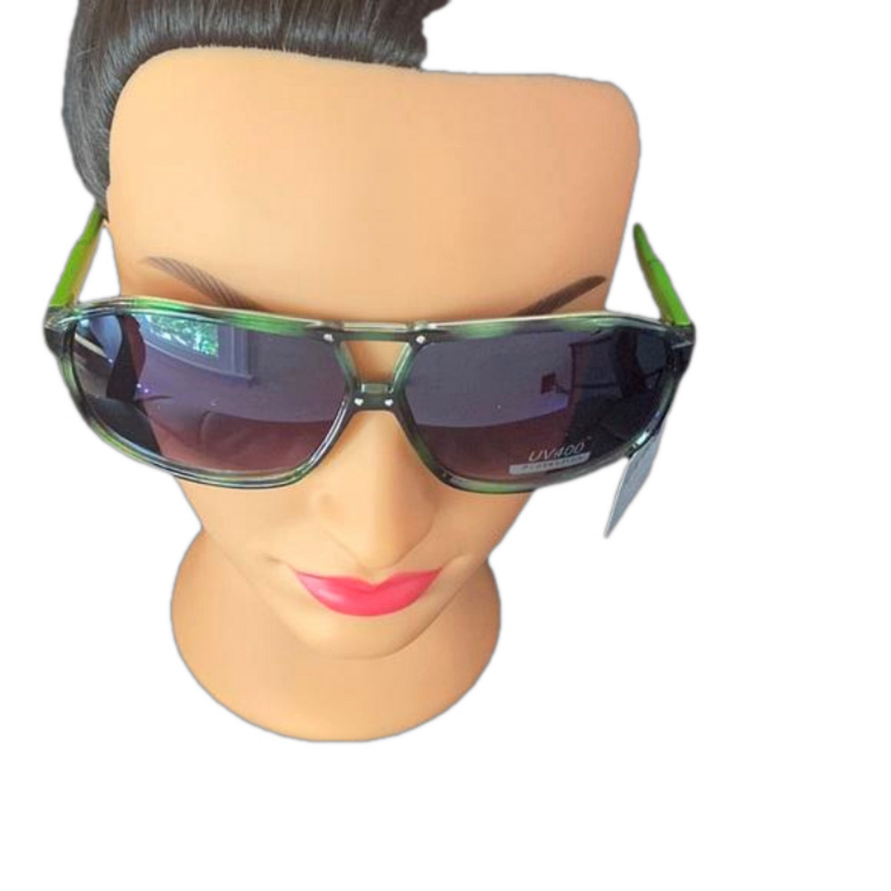 Fashion Sunglasses - Green/Black Ombre - UV400 Protection